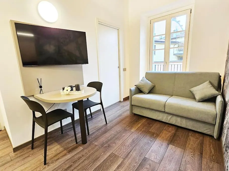 Plaza Deluxe Modern Center House - View Como Lake - Top Privacy 0*,  Italien